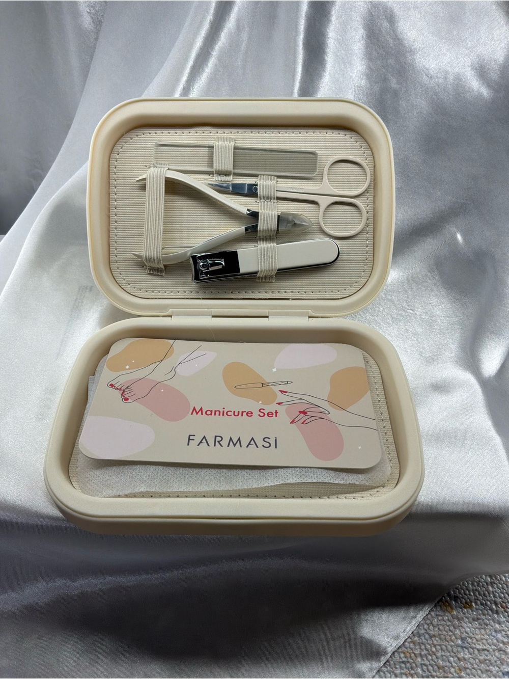 Farmasi Travel Manicure Kit Farmasi Manicure Set Travel Case Compact Nail Care